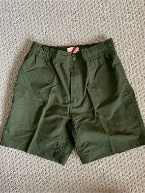 Men's Athletic Elastic-Waist Olive Shorts